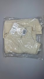 Oysho Джемпер косой вязки с высоким воротником ECRU | 3827/773/712