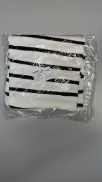 Zara ФУТБОЛКА В ПОЛОСКУ С ПРИНТОМ © OTIS KWAME KYE QUAICOE Red | 1277/327/600