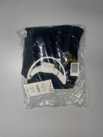 Zara ФУТБОЛКА С ДВОЙНЫМ КОНТРАСТОМ Black | 3641/628/800