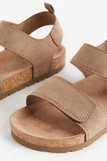 Сандалии и шлепанцы для мальчиков 2-8 лет от H&M