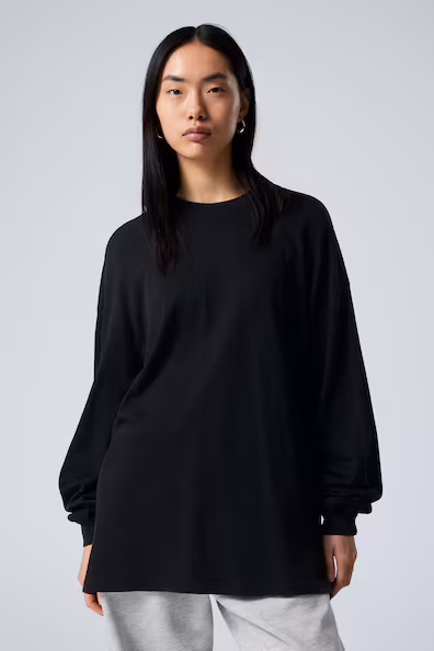Свитер с длинными рукавами OVERSIZED