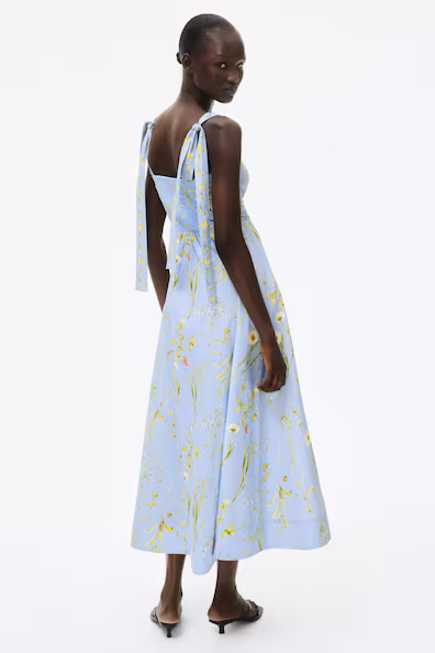 VESTIDO DE ALGODãO COM ALçAS DE ATAR