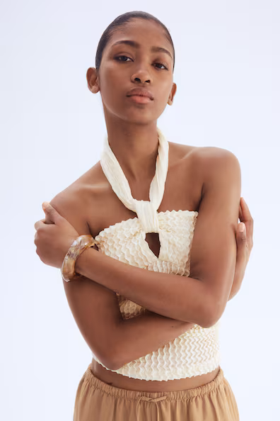 TOP HALTERNECK COM TEXTURA