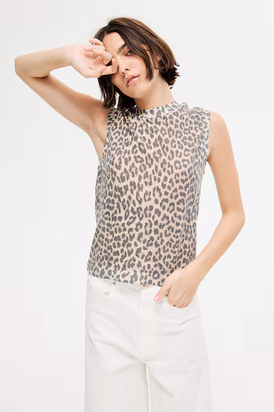 CAMISOLA EM MALHA FINA