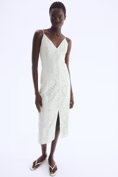 VESTIDO DE ALçAS COM BORDADO INGLêS