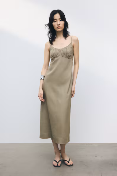 VESTIDO DE ALçAS EM MISTURA DE LINHO