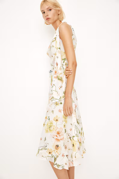 VESTIDO COM DECOTE DRAPEADO