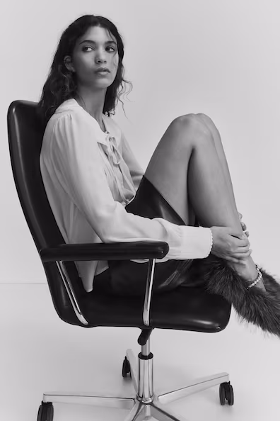 Блузка из вискозы с воротником- Заказать в России