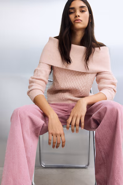 Свитер с открытыми плечами- Заказать в России