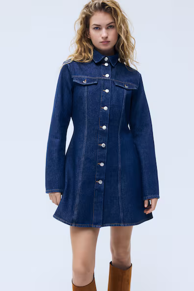 Платье из джинсы с расклешённой юбкой- Заказать в России