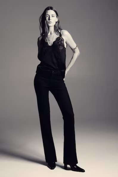 Джинсы с высокой посадкой и расклешенными штанинами H&M- Заказать в России