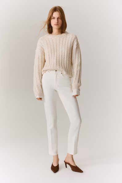 Джинсы прямого кроя на запястье- Заказать в России