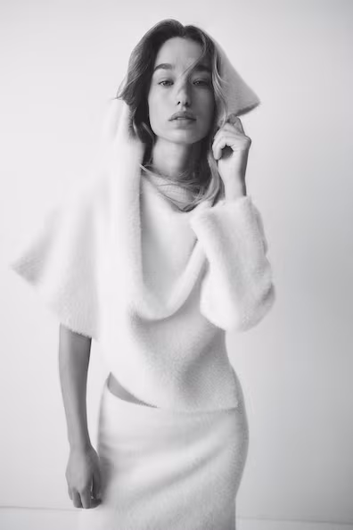 Свитер из мягкого меха