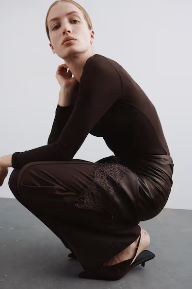 Большой треугольный платок с кружевом- Заказать в России