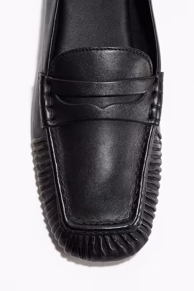 Мокасины из кожи