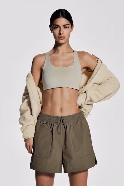 Легкие водоотталкивающие открытые шорты для активного отдыха