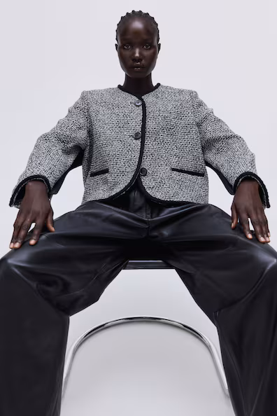 Пальто из букле- Заказать в России