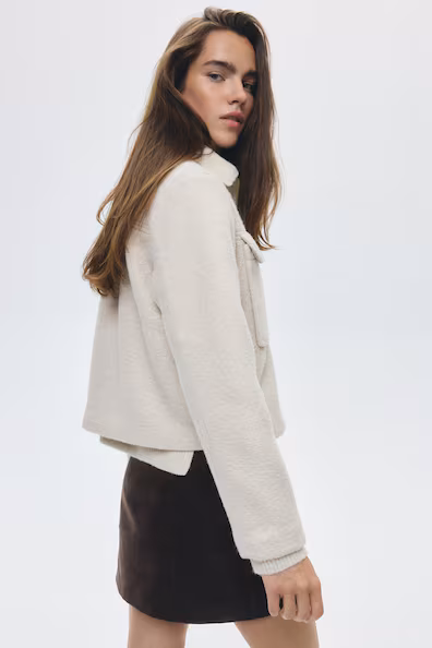 Пальто из букле- Заказать в России