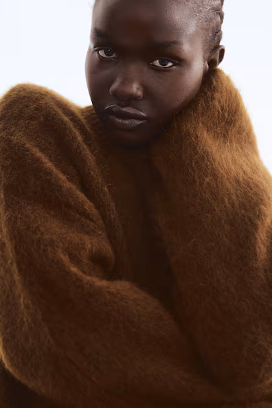 Свитер свободного кроя из смесовой мохеровой пряжи