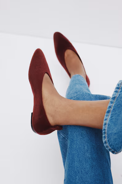 Туфли с заостренным носком- Заказать в России