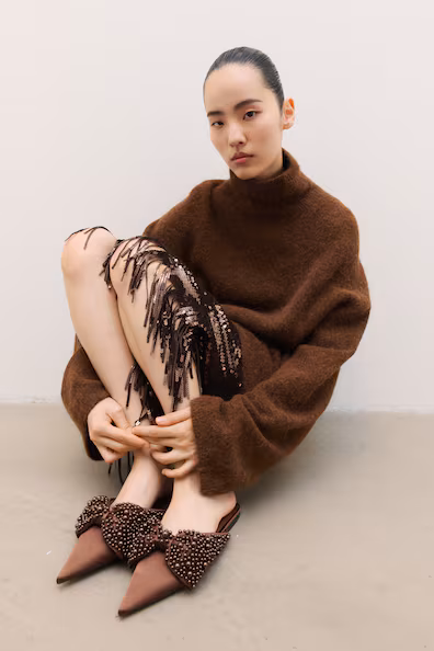 Сабо с декором- Заказать в России