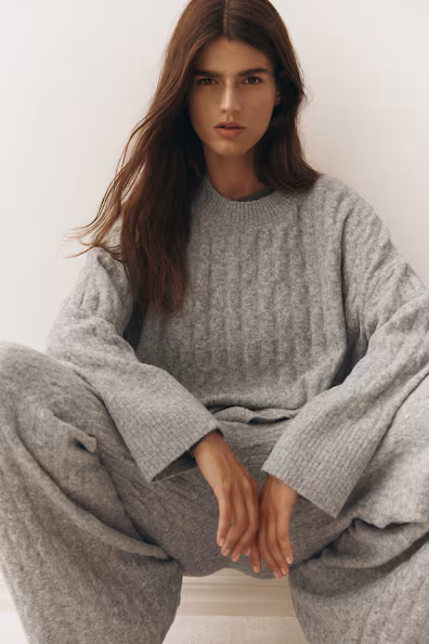 Свитер из рубчиковой ткани- Заказать в России