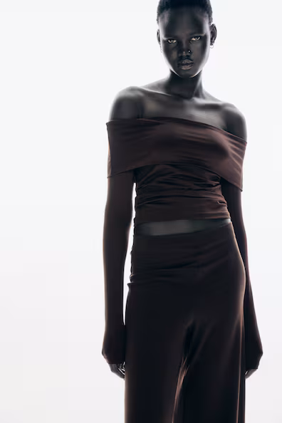 Свитер с открытыми плечами- Заказать в России