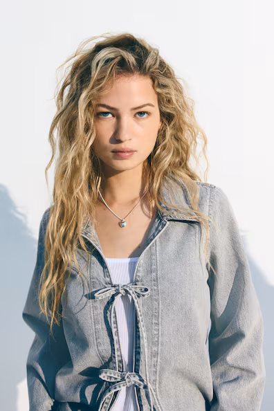 Джинсовый пиджак с завязками спереди- Заказать в России