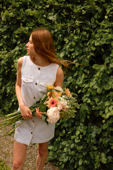 Платье без рукавов из джинсы- Заказать в России