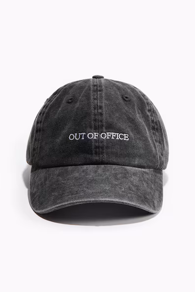 Бейсболка из хлопковой молочной замши