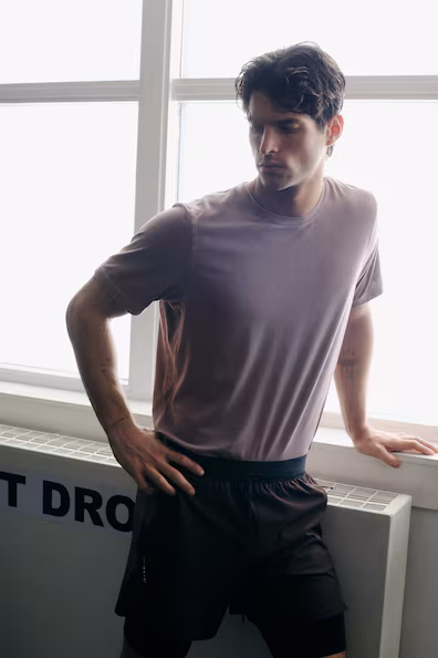 Футболка для спорта с технологией DRYMOVE™