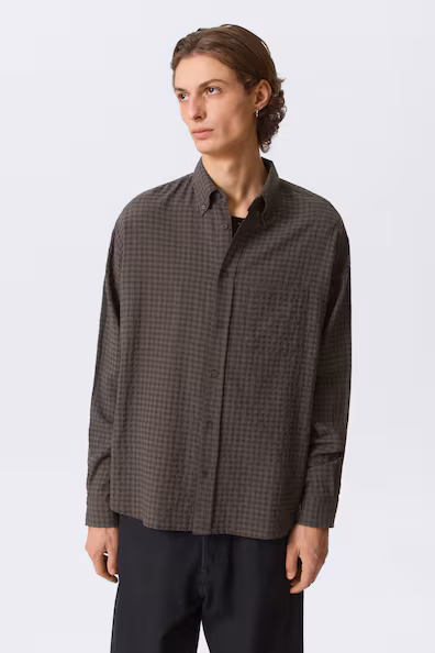 Рубашка свободного покроя с пуговицами