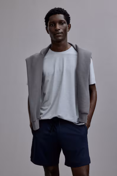 Шорты для занятий спортом с технологией DRYMOVE™- Заказать в России