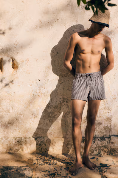 Плавки с эффектом складок