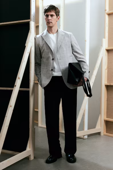 Пиджак однобортный стандартного кроя