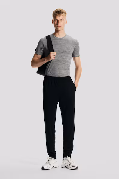 Свитер для спорта с технологией DRYMOVE™ MUSCLE FIT- Заказать в России