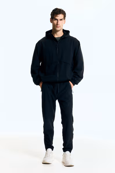 Брюки-джоггеры REGULAR FIT с технологией DRYMOVE™- Заказать в России