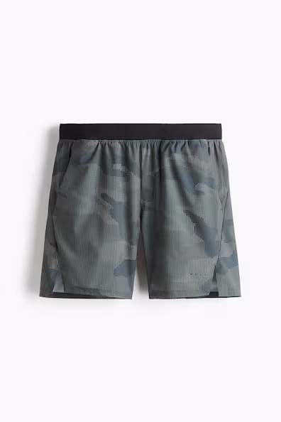 Шорты для занятий спортом средней длины с технологией DRYMOVE™