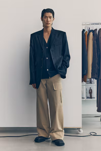 Брюки карго с отворотами на ногах