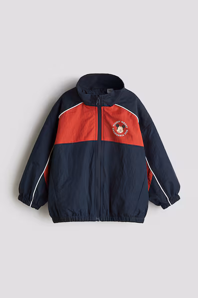 Ветровка с аппликациями- Заказать в России