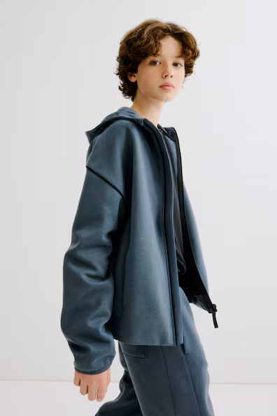 Спортивное худи с капюшоном с технологией DRYMOVE™- Заказать в России