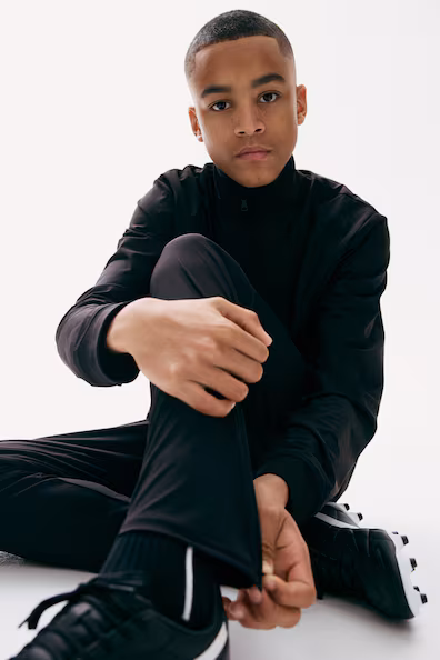 Футбольные штаны с технологией DRYMOVE™