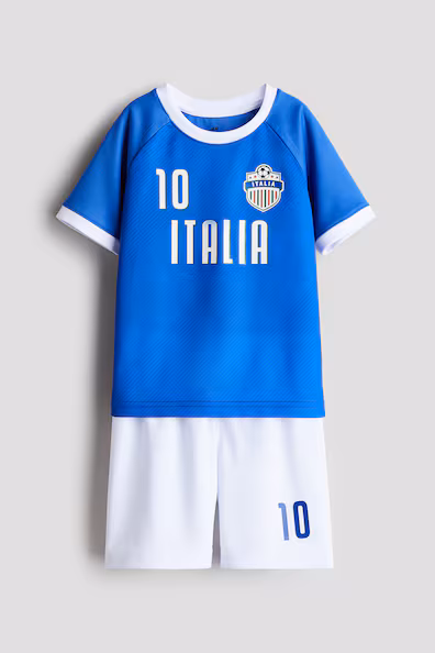 Футбольный комплект- Заказать в России