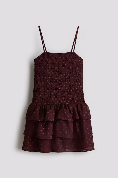 Платье с узором и оборками