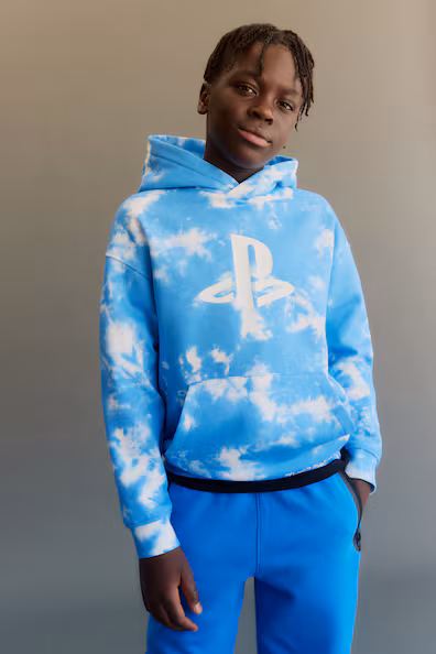 Толстовка с капюшоном и принтом