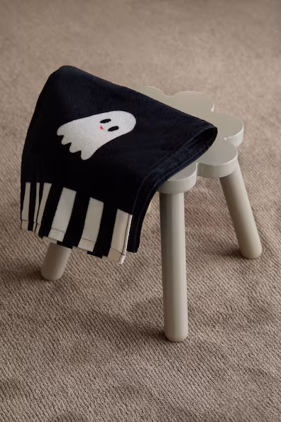 Полотенце с узором- Заказать в России