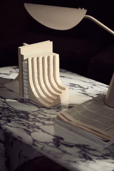 Подставка для книг из гресовой керамики- Заказать в России