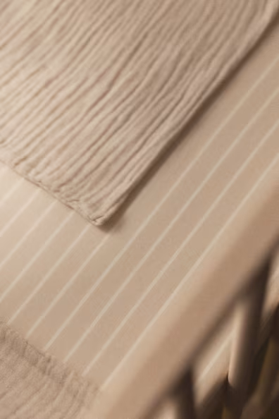 Простынь-чехол на кроватку из хлопкового перкаля- Заказать в России