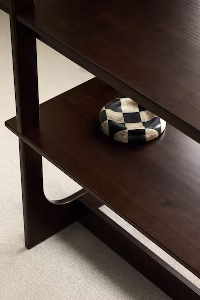 Деревянная полка