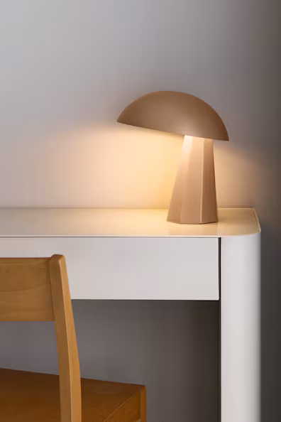 Настольная лампа